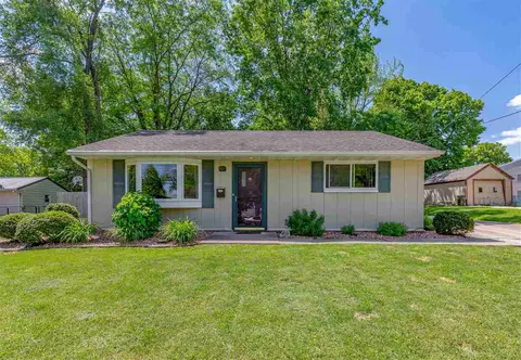 809 Newman Ave, Cedar Falls, IA 50613 photo 1