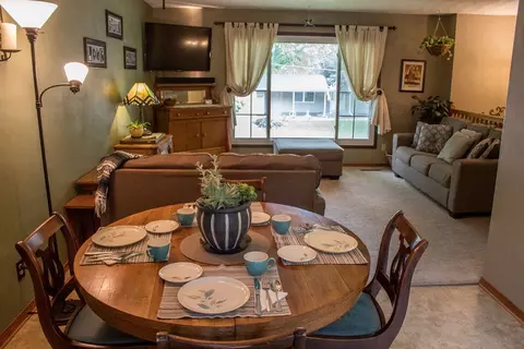 1012 Triangle, Shell Rock, IA 50670 photo 5