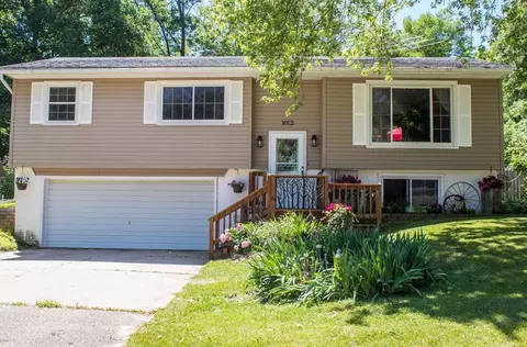 1012 Triangle, Shell Rock, IA 50670 photo 1