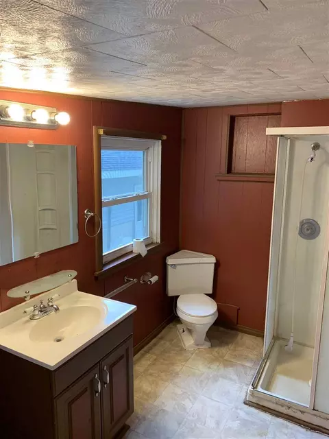 135 Center Ave, Mcgregor, IA 52157 photo 6