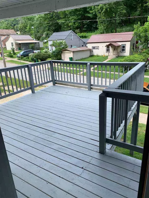 135 Center Ave, Mcgregor, IA 52157 photo 7