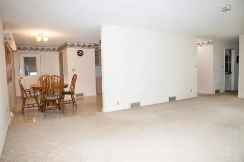 207 Division St, Plainfield, IA 50666 photo 7