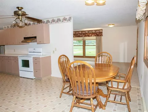 207 Division St, Plainfield, IA 50666 photo 8