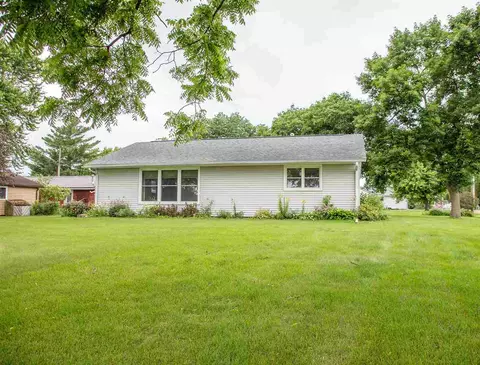 207 Division St, Plainfield, IA 50666 photo 3