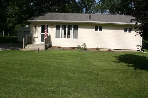810 Progress Ave, Waterloo, IA 50701 photo 1