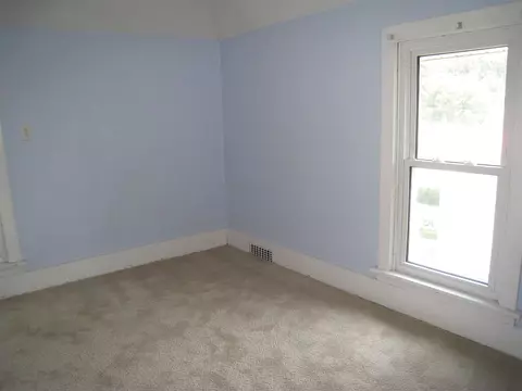 812 E Main St, Decorah, IA 52101 photo 12