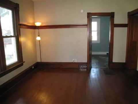 812 E Main St, Decorah, IA 52101 photo 3