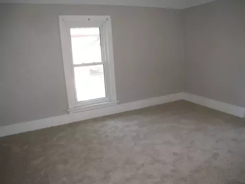 812 E Main St, Decorah, IA 52101 photo 11