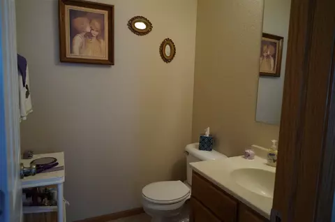 3820 Jay Ln, Waterloo, IA 50701 photo 10