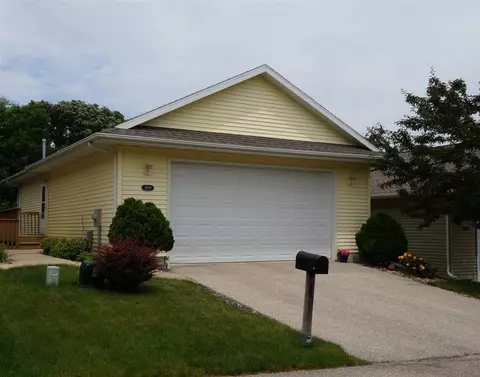 3820 Jay Ln, Waterloo, IA 50701 photo 4
