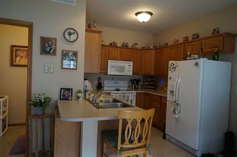 3820 Jay Ln, Waterloo, IA 50701 photo 8