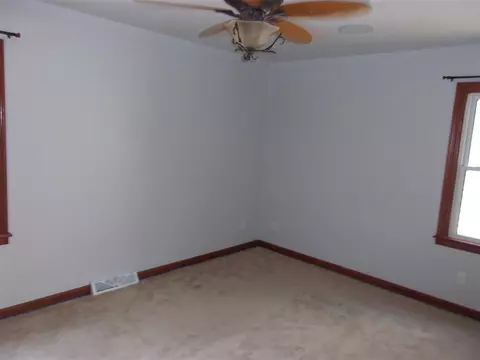 1319 Maynard Ave, Waterloo, IA 50701 photo 15