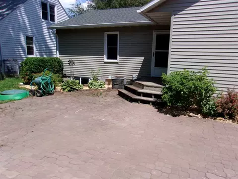 1319 Maynard Ave, Waterloo, IA 50701 photo 3