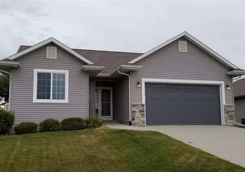 4805 Millenium Dr, Cedar Falls, IA 50613 photo 1