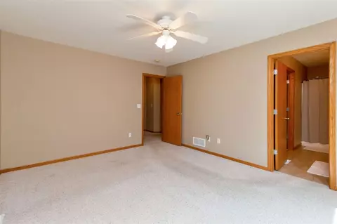 5126 Millenium Dr, Cedar Falls, IA 50613 photo 8