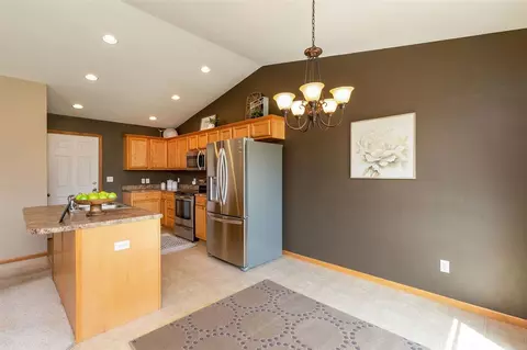 5126 Millenium Dr, Cedar Falls, IA 50613 photo 6