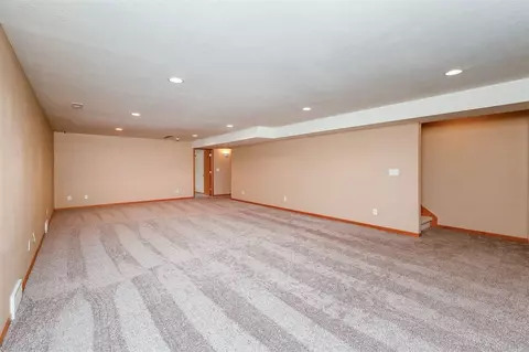 5126 Millenium Dr, Cedar Falls, IA 50613 photo 14