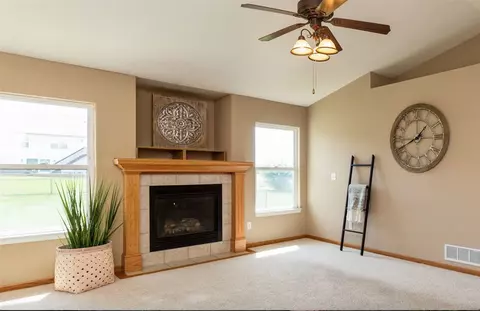 5126 Millenium Dr, Cedar Falls, IA 50613 photo 2