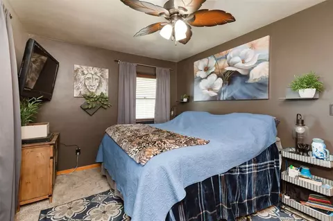 651 Maxwell St, Waterloo, IA 50701 photo 12