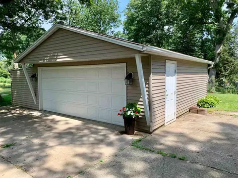 1925 Edwards Ave, Cedar Falls, IA 50613 photo 2