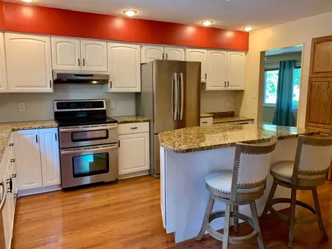 1925 Edwards Ave, Cedar Falls, IA 50613 photo 5