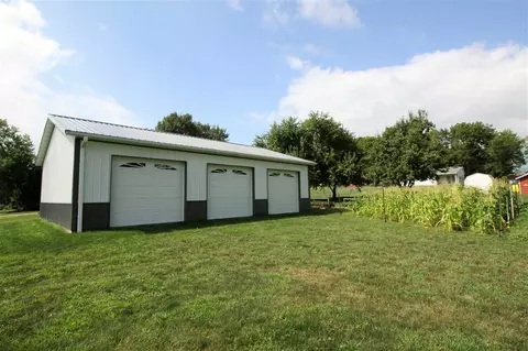 503 Ely St, Walker, IA 52352 photo 5