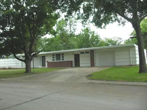 8 Maple Ln, Osage, IA 50461 photo 2