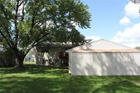 1116 Shultz St, Waterloo, IA 50707 photo 6