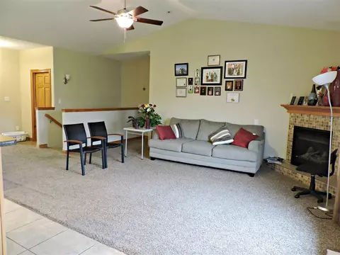 5018 Millenium Dr, Cedar Falls, IA 50613 photo 7