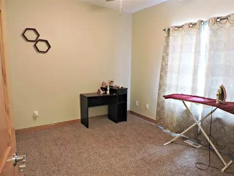 5018 Millenium Dr, Cedar Falls, IA 50613 photo 2