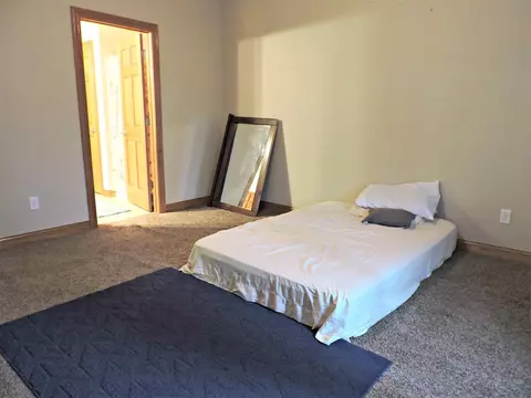 5018 Millenium Dr, Cedar Falls, IA 50613 photo 11