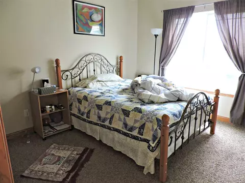 5018 Millenium Dr, Cedar Falls, IA 50613 photo 5
