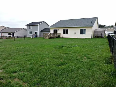 5018 Millenium Dr, Cedar Falls, IA 50613 photo 18