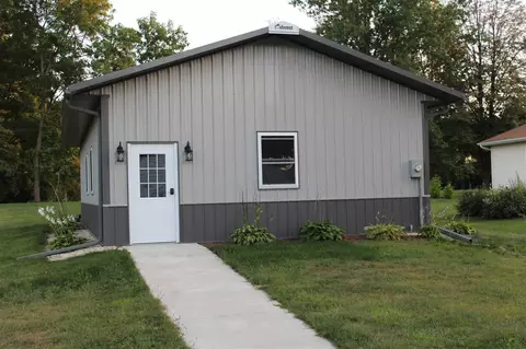 318 E Mindy Dr, Shell Rock, IA 50670 photo 5