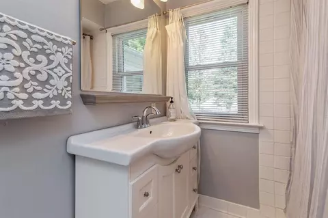 319 Ivanhoe, Waterloo, IA 50701 photo 13