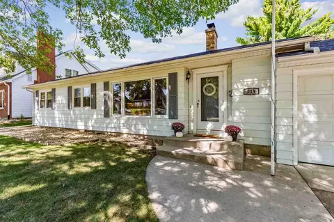 319 Ivanhoe, Waterloo, IA 50701 photo 1