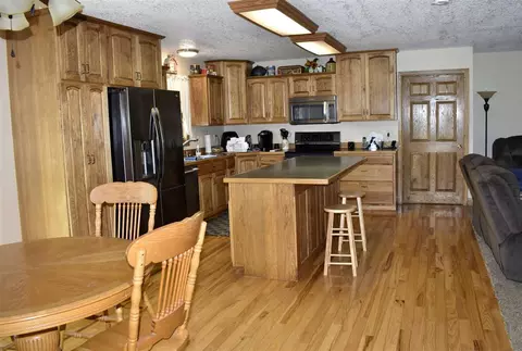 1417 Olympic Ave, Aurora, IA 50607 photo 6