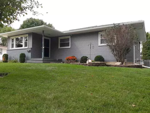 2534 Kate St, Waterloo, IA 50701 photo 1