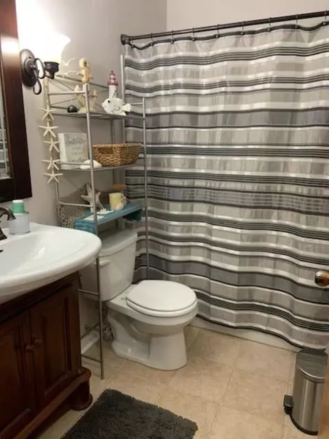 2534 Kate St, Waterloo, IA 50701 photo 4