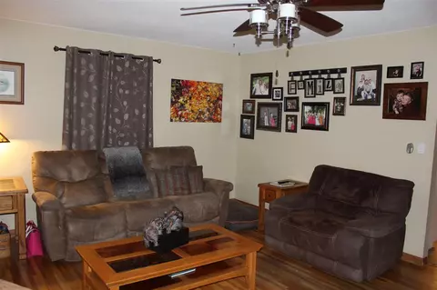 917 Cornwall Ave, Waterloo, IA 50702 photo 10