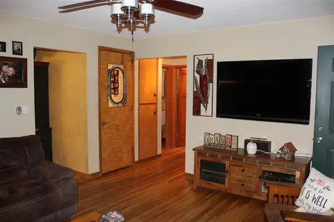 917 Cornwall Ave, Waterloo, IA 50702 photo 11