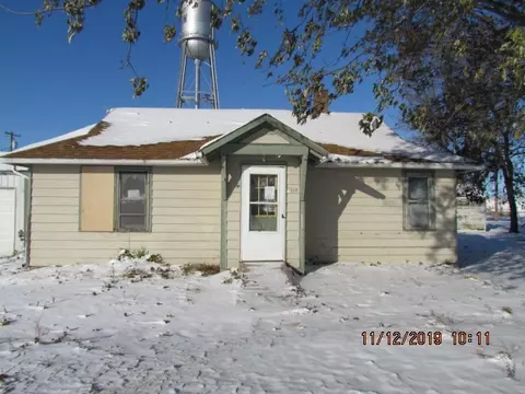 204 Cedar St, Onslow, IA 52321 photo 1