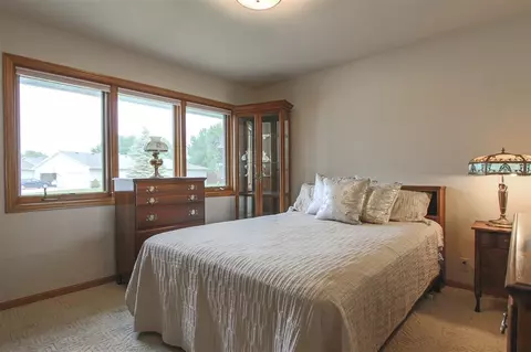 4418 Reflection Ln, Waterloo, IA 50701 photo 16