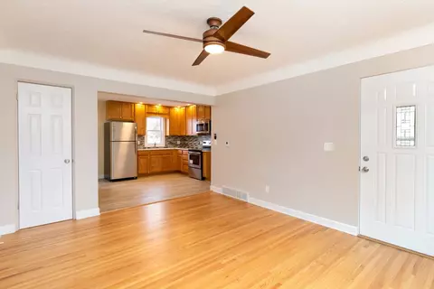 516 Maple St, Washburn, IA 50702 photo 6