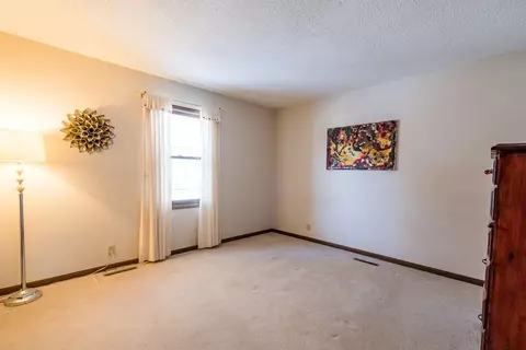 1011 Triangle Dr, Shell Rock, IA 50670 photo 11