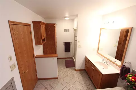 402 Bertch, Waterloo, IA 50702 photo 8
