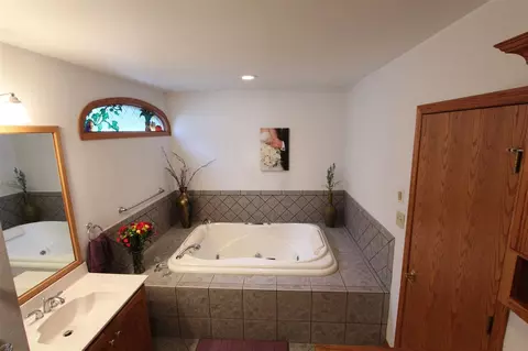 402 Bertch, Waterloo, IA 50702 photo 7