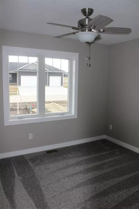 211 Harvest Ln, Shell Rock, IA 50670 photo 11