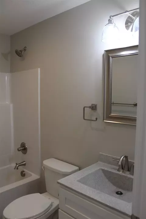 211 Harvest Ln, Shell Rock, IA 50670 photo 12