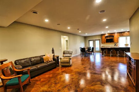 1206 Walnut St, Decorah, IA 52101 photo 12